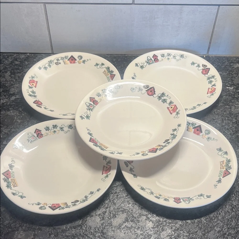 7” SET OF 5 Corelle salad plates. GARDEN HOME Like new!!